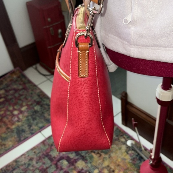 Dooney Bourke  Dome top Satchel  crossbody bag  Leather  flag red/ brown  NWOT - Picture 6 of 17